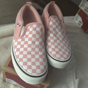 Woman's checkered pink slip-on sneakers